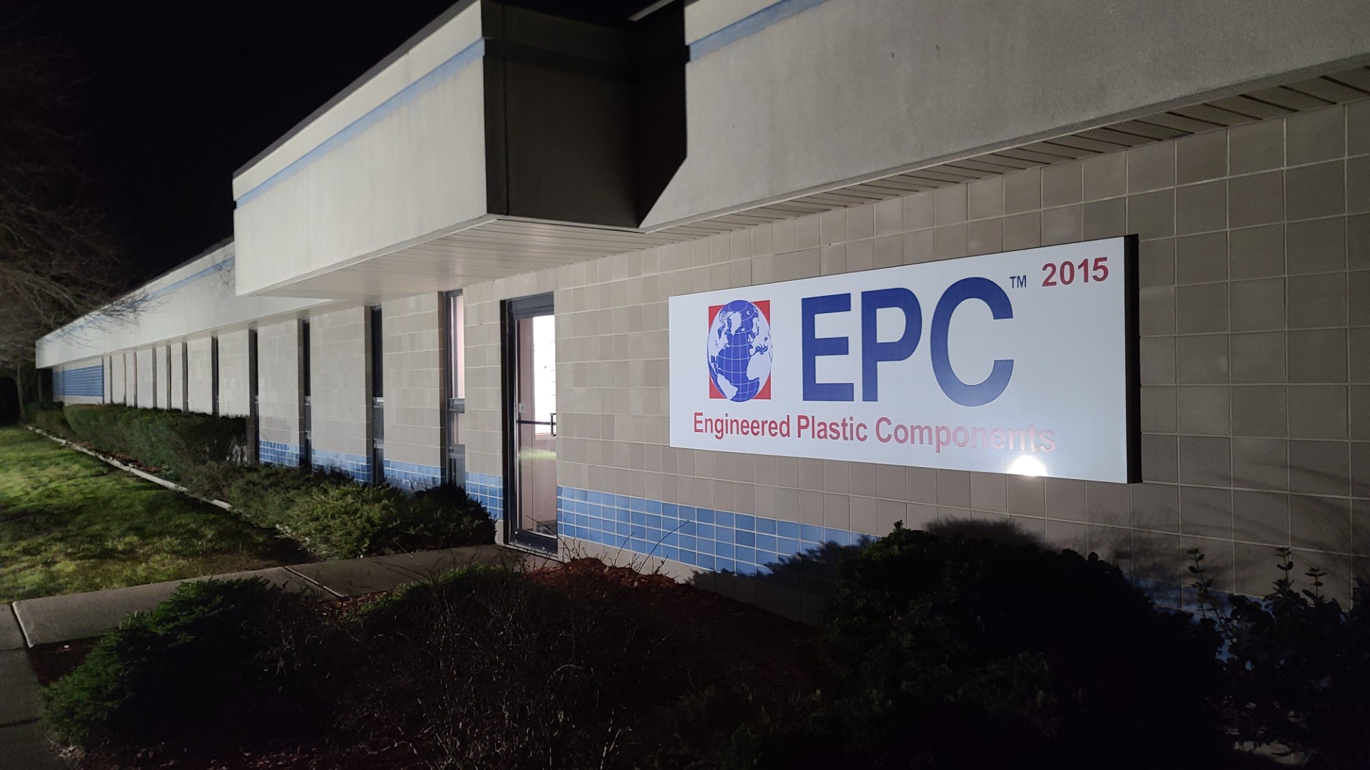 St. Clair Range - Exterior